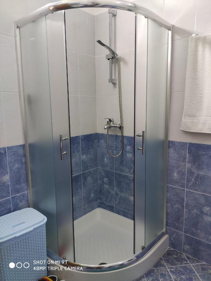 Coastal Retreat - Beach Apartment Vlorë Εξωτερικό φωτογραφία