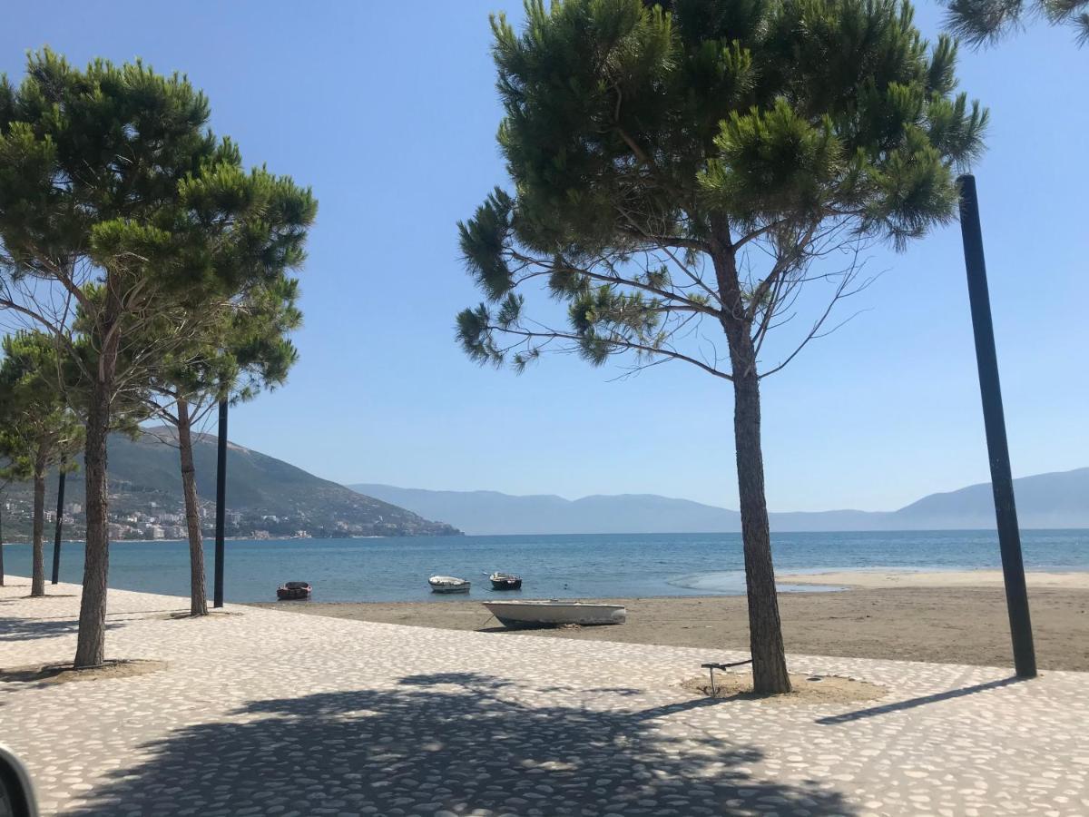 Coastal Retreat - Beach Apartment Vlorë Εξωτερικό φωτογραφία